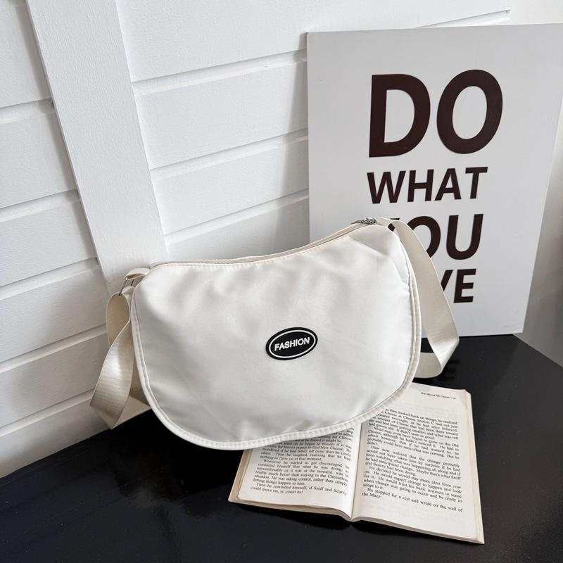Простая и модная наплечная сумка, сумка под мышкой, вместительная сумка для покупок, универсальная сумка через плечо, сумка-седло белый
Простая и модная наплечная сумка, сумка под мышкой, вместительная сумка для покупок, универсальная сумка через плечо, сумка-седло белый