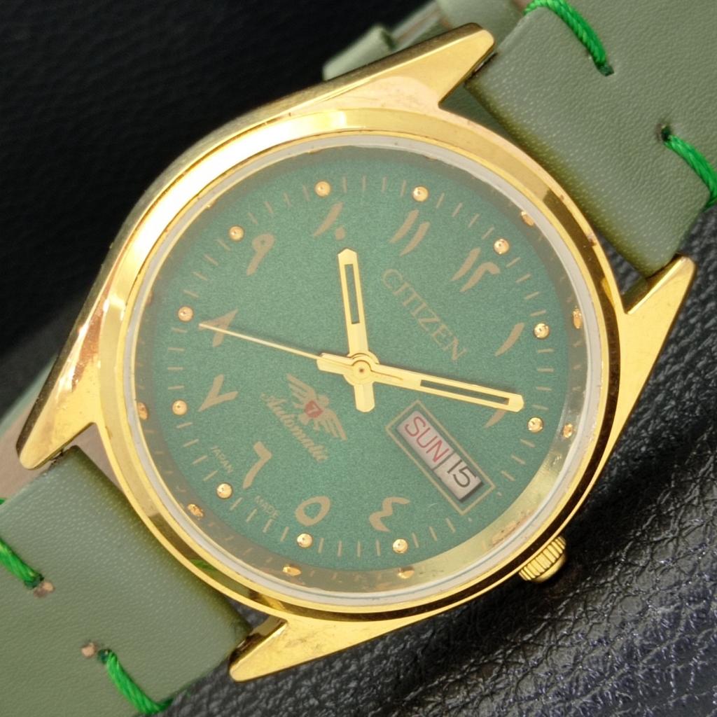 AUTOMATIC VINTAGE REFURBISHED CITIZEN 8200 JAPAN MENS GREEN DIAL WATCH a436281-2 R128-a436281
AUTOMATIC VINTAGE REFURBISHED CITIZEN 8200 JAPAN MENS GREEN DIAL WATCH a436281-2 R128-a436281