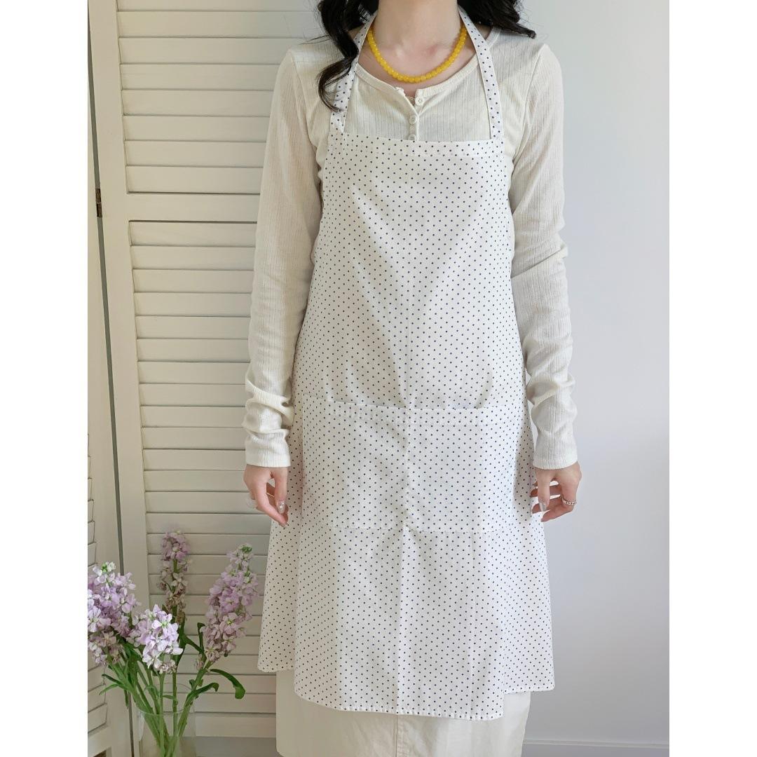 Polka dots full body can be half body neck apron can be embroidered anti-fouling wind girl
Polka dots full body can be half body neck apron can be embroidered anti-fouling wind girl
