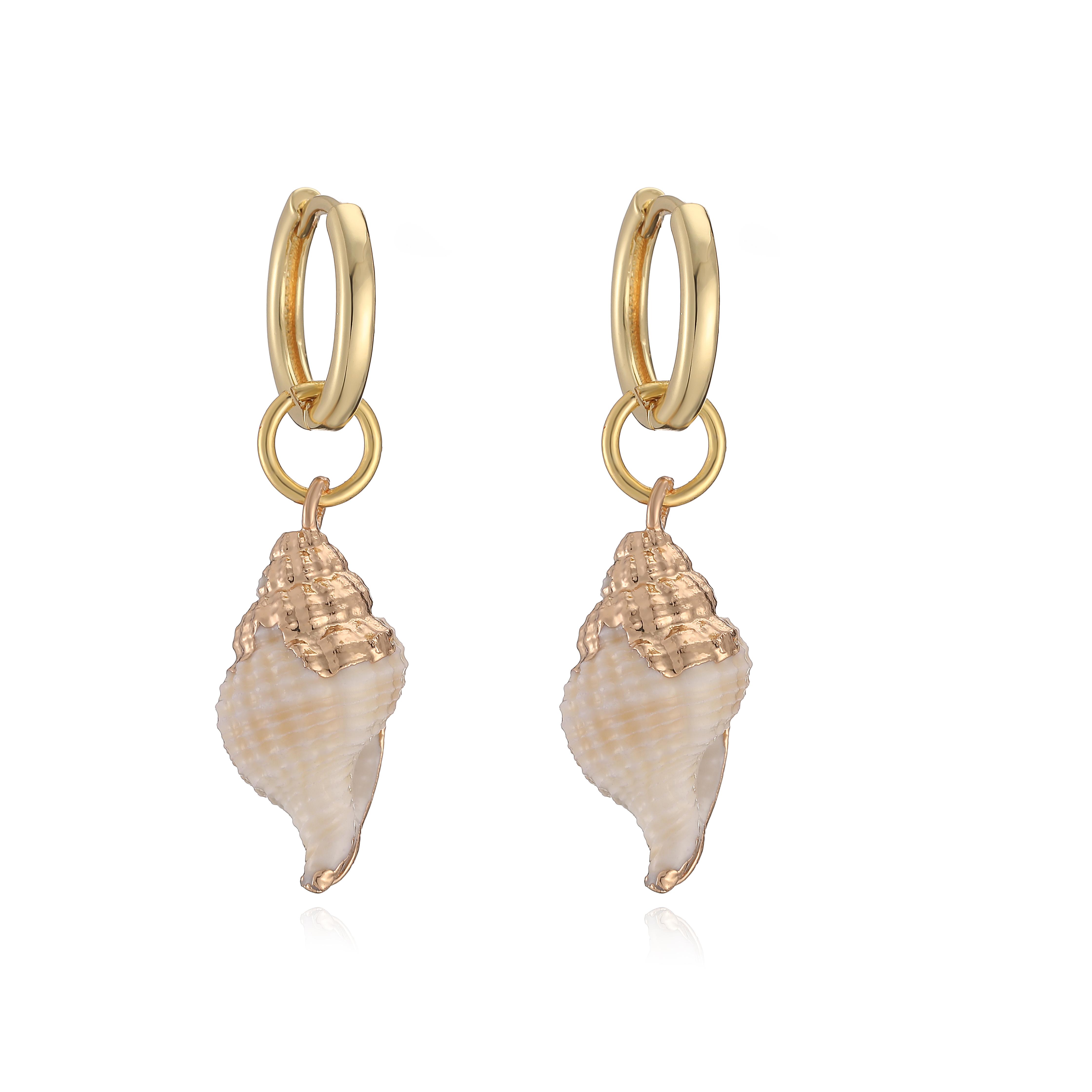 Colorful Enamel Seashell Starfish Huggie Hoop Earrings 18K Gold Plated Brass Summer Dangle Earrings for Women Beach Vacations
Colorful Enamel Seashell Starfish Huggie Hoop Earrings 18K Gold Plated Brass Summer Dangle Earrings for Women Beach Vacations