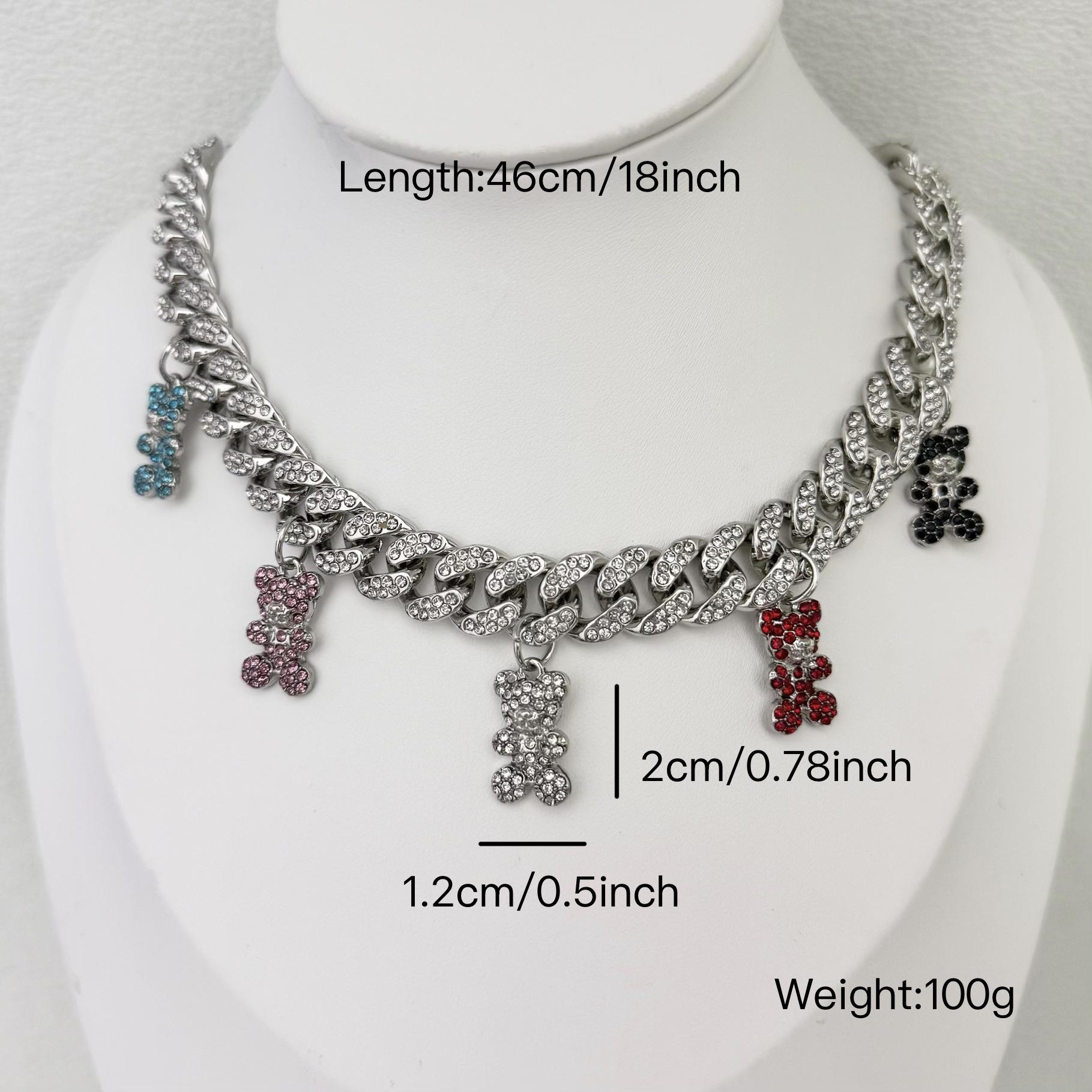 Hot-selling new metallic slightly diamond-encrusted bear cute stacked necklace
Hot-selling new metallic slightly diamond-encrusted bear cute stacked necklace