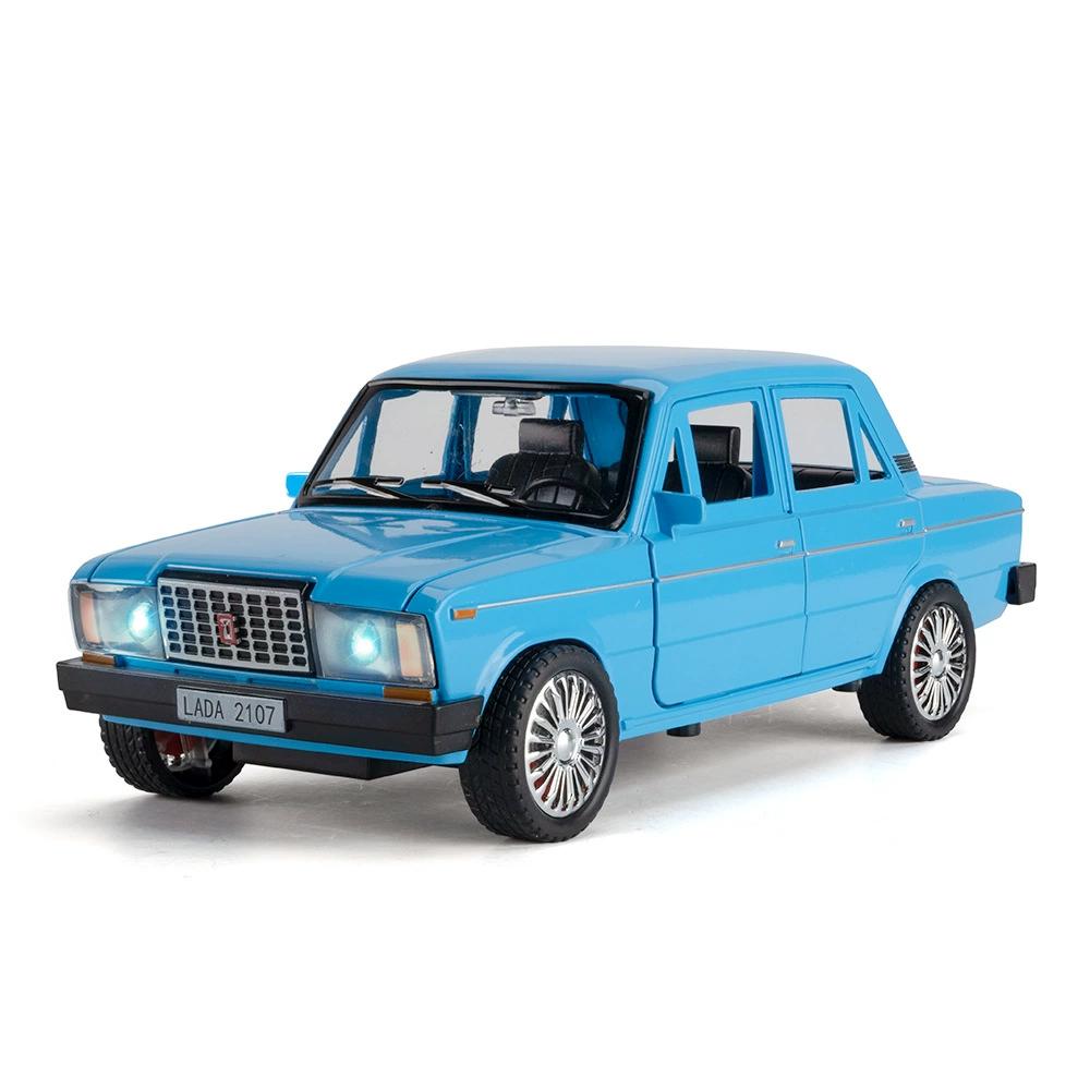 1/18 LADA 2107 Металева модель машинки Diecasts & Іграшкові транспортні засоби Металева іграшкова модель машинки Звук і світло Відтягується Колекція Дитяча іграшка синій
1/18 LADA 2107 Металева модель машинки Diecasts & Іграшкові транспортні засоби Металева іграшкова модель машинки Звук і світло Відтягується Колекція Дитяча іграшка синій