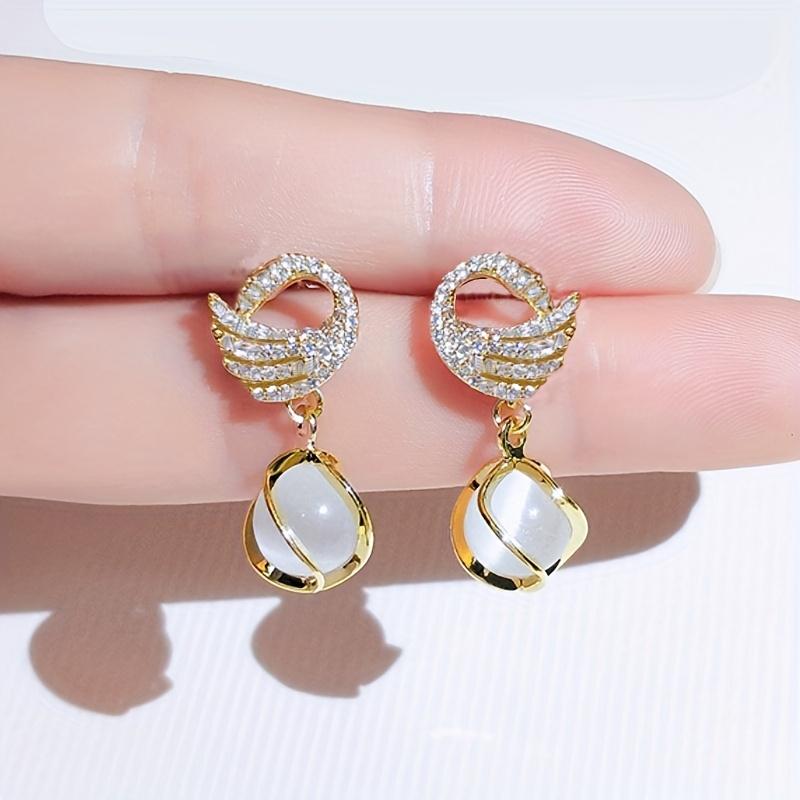 Korean Fashion Swan Earrings - Trendy Cat s Eye Studs & Drop Dangle, Stylish Jewelry for Women, Daily & Party Accessories Gift золотистый
Korean Fashion Swan Earrings - Trendy Cat s Eye Studs & Drop Dangle, Stylish Jewelry for Women, Daily & Party Accessories Gift золотистый