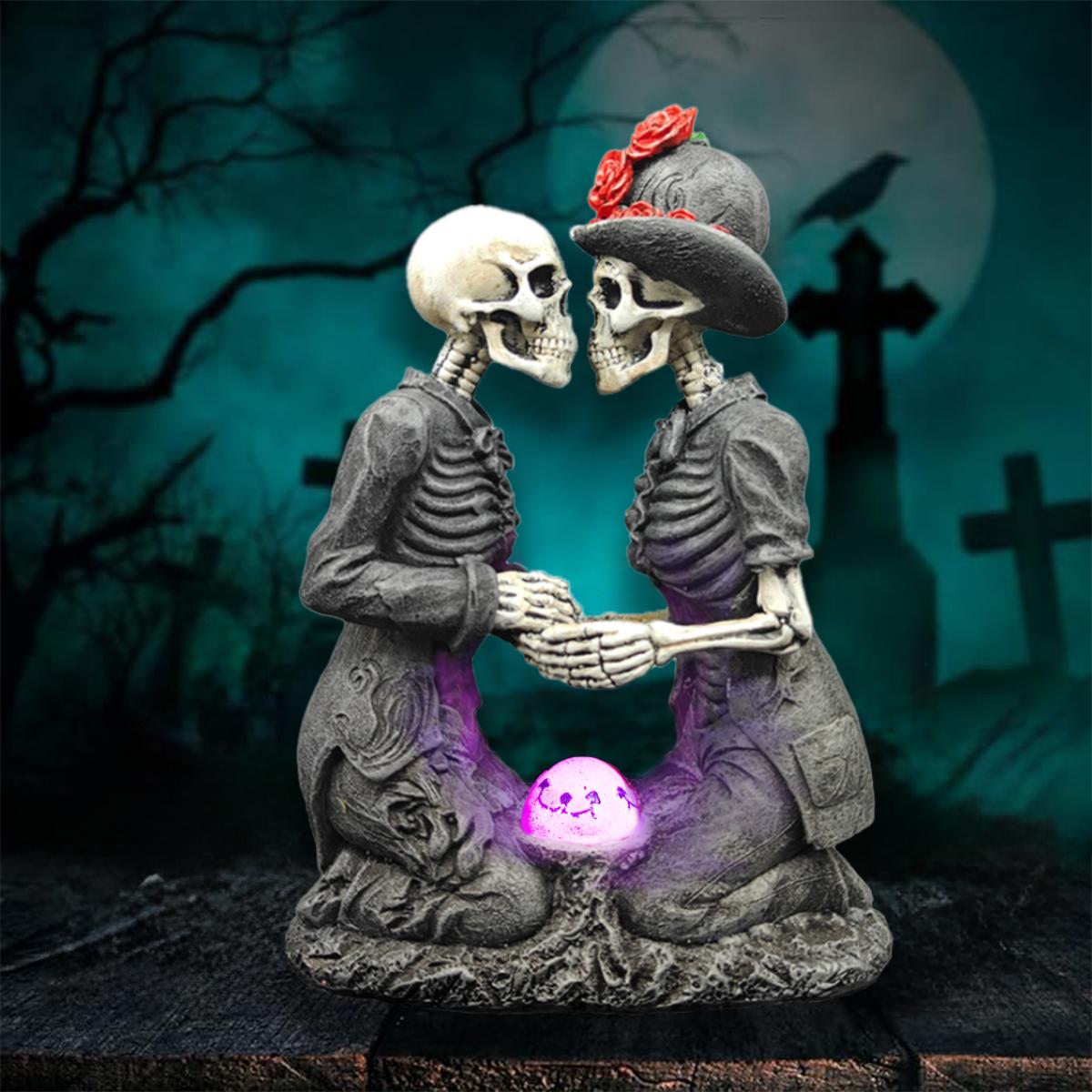 Солнечный скелет, украшение для пары, украшение на Хэллоуин, светящийся скелет, готические влюбленные, романтическая фиолетовая светящаяся статуя пары,
Солнечный скелет, украшение для пары, украшение на Хэллоуин, светящийся скелет, готические влюбленные, романтическая фиолетовая светящаяся статуя пары,
