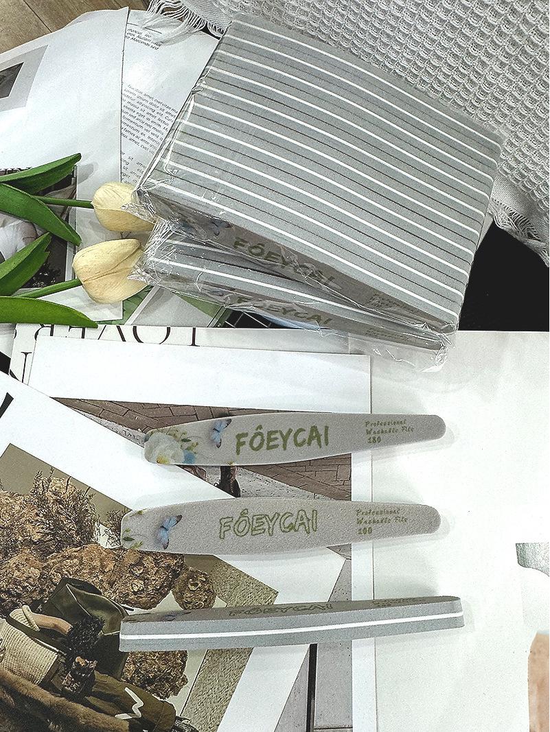 Butterfly Pattern Sponge Nail Buffer: Gel Polish Remover & Nail File
Butterfly Pattern Sponge Nail Buffer: Gel Polish Remover & Nail File