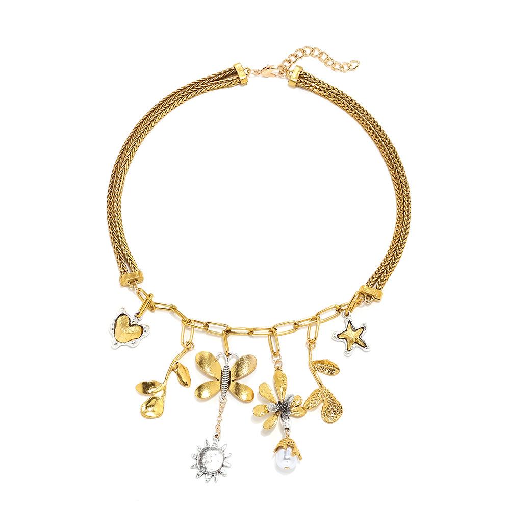 Креативное модное ожерелье с подвеской в виде цветка и бабочки золотой
Креативное модное ожерелье с подвеской в виде цветка и бабочки золотой