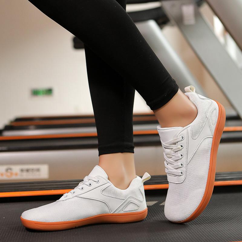 Kuanxuan s new barefoot outdoor camping camping men s and women s couples shoes comprehensive training shoes extra large size shoes 36 бордовий
Kuanxuan s new barefoot outdoor camping camping men s and women s couples shoes comprehensive training shoes extra large size shoes 36 бордовий