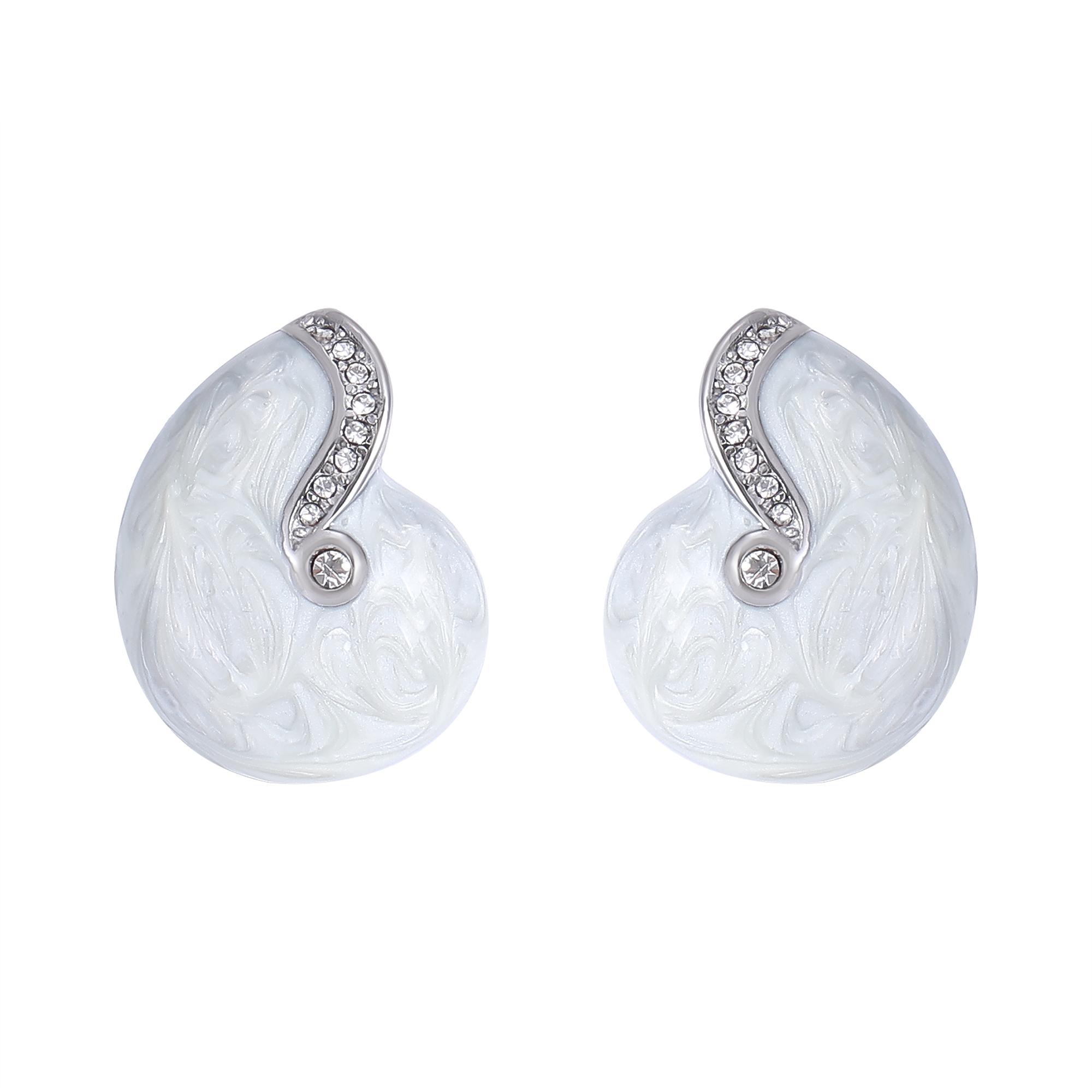 Three Colors Enamel Conch Shape Stainless Steel Stud Earrings For Women 18K Gold Plated Small Zircon Women s Earring Ear Studs
Three Colors Enamel Conch Shape Stainless Steel Stud Earrings For Women 18K Gold Plated Small Zircon Women s Earring Ear Studs