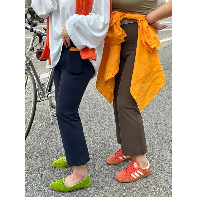 Plus-Size Women s Lycra Flared Pants, Ideal for Spring and Summer, Stretchy and Comfortable, High-Waisted Cropped Pants Ka-Li H Type | Regular Version 4XL
Plus-Size Women s Lycra Flared Pants, Ideal for Spring and Summer, Stretchy and Comfortable, High-Waisted Cropped Pants Ka-Li H Type | Regular Version 4XL