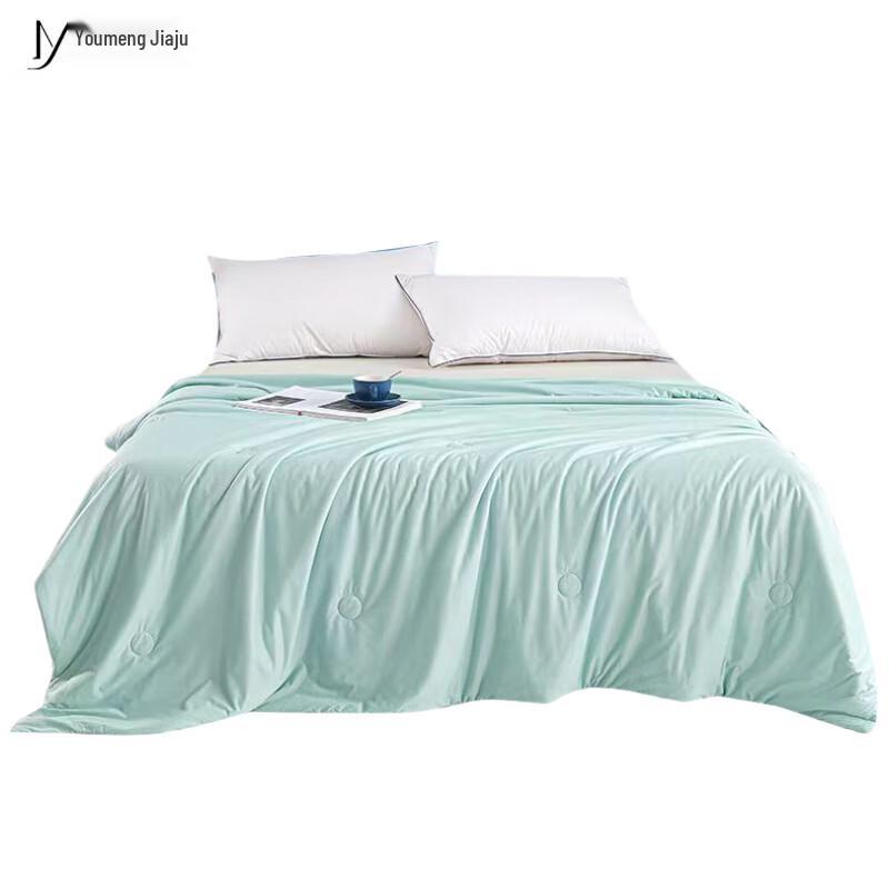 Yumengjiaju Silky Cool Double Layer Gauze Quilt
Yumengjiaju Silky Cool Double Layer Gauze Quilt