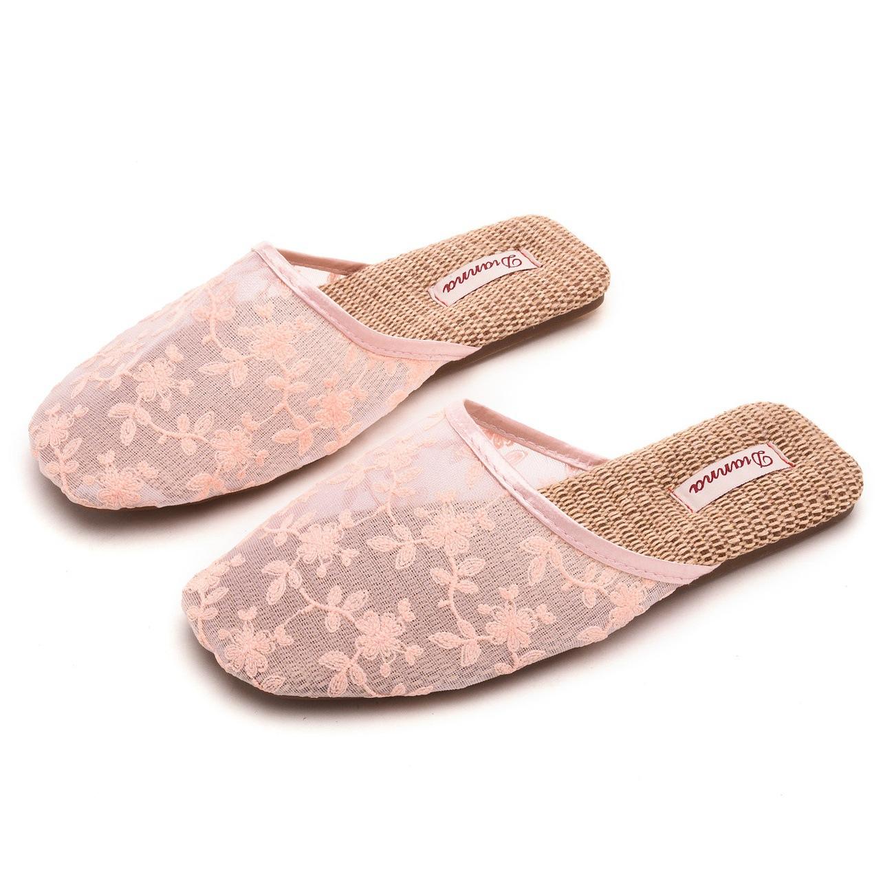 Women s Embroidered Slippers Closed Toe Indoor Slipper Floral Sandals Mesh Flat Shoes Portable Non-slip Slides for Women Summer Beach Dress Slides 36-37
Women s Embroidered Slippers Closed Toe Indoor Slipper Floral Sandals Mesh Flat Shoes Portable Non-slip Slides for Women Summer Beach Dress Slides 36-37