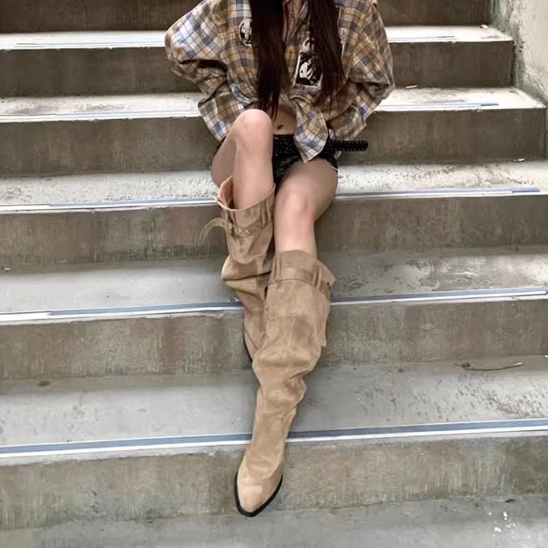 Cowhide version~ Big tube but knee long boots women s 2025 new khaki suede pointed thin stacking boots 40 хаки
Cowhide version~ Big tube but knee long boots women s 2025 new khaki suede pointed thin stacking boots 40 хаки