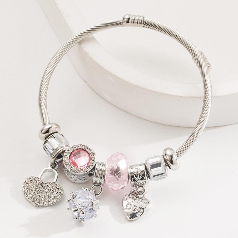 Браслет с бантом, сердцем, геометрическим ромбом, свежий, универсальный, из бусин для женщин Love
Браслет с бантом, сердцем, геометрическим ромбом, свежий, универсальный, из бусин для женщин Love