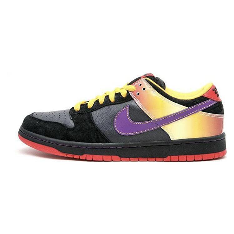 Nike Sb Dunk Low Appetite For Destruction 304292-052 42.5
Nike Sb Dunk Low Appetite For Destruction 304292-052 42.5