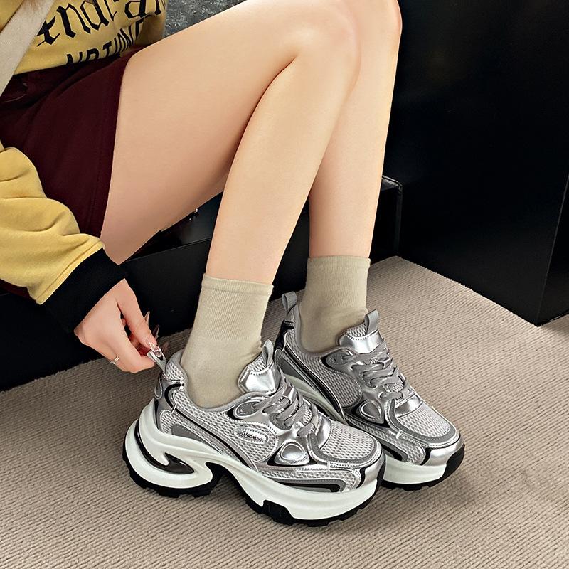 Platform dad shoes women s spring new breathable women s shoes women s running shock absorption lightweight shoes versatile sports shoes 40 красный
Platform dad shoes women s spring new breathable women s shoes women s running shock absorption lightweight shoes versatile sports shoes 40 красный