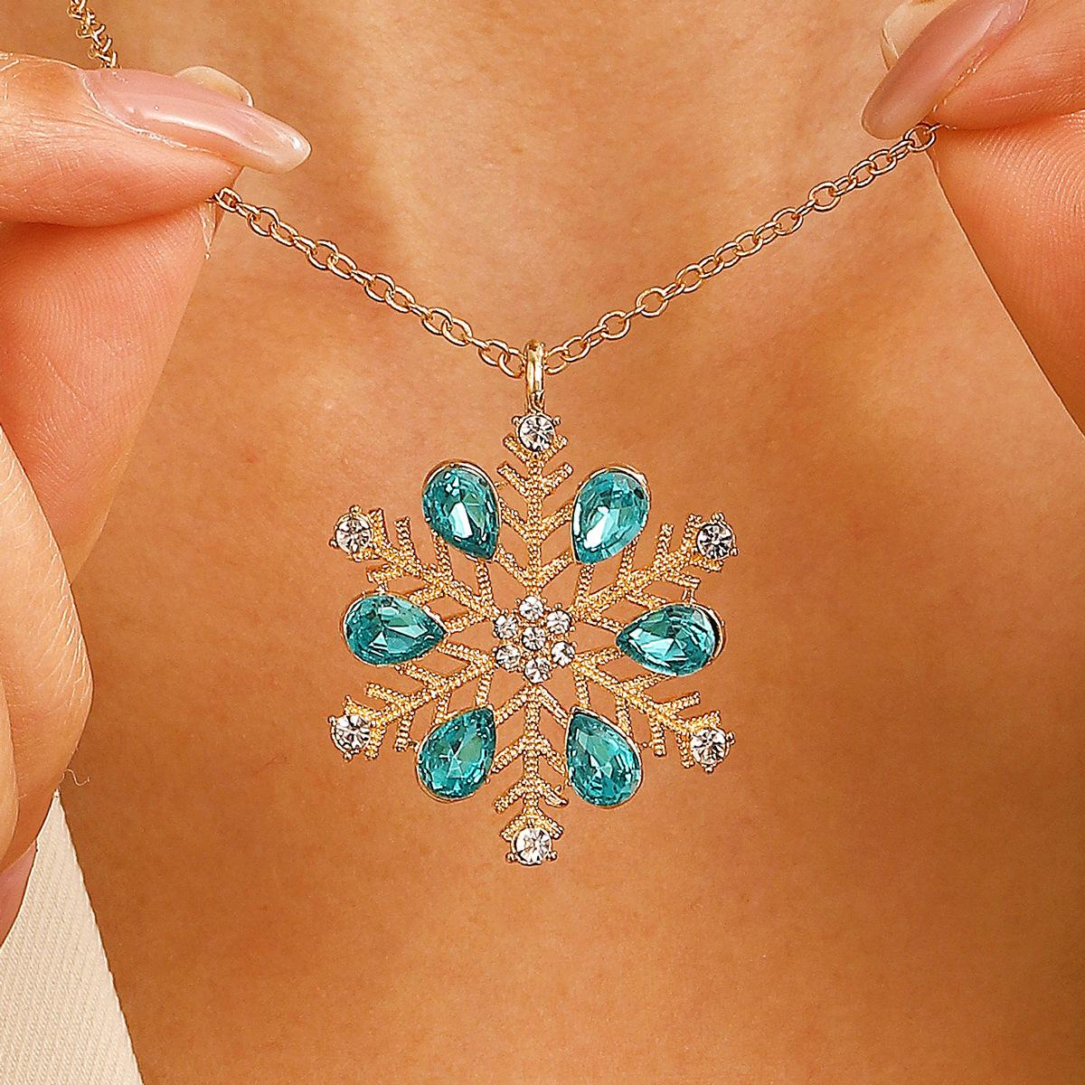 Snowflake Flowers Pendant Necklace For Women Christmas Gifts Trendy Delicate Gold Color Shiny Zircon Clavicle Chain Zircon
Snowflake Flowers Pendant Necklace For Women Christmas Gifts Trendy Delicate Gold Color Shiny Zircon Clavicle Chain Zircon