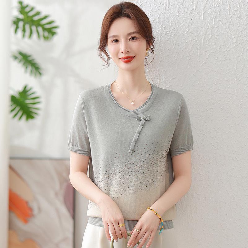 Summer Short-Sleeved Loose Round Neck Top for Middle-aged and Elderly Women L (80-100 jin) серый/зелёный
Summer Short-Sleeved Loose Round Neck Top for Middle-aged and Elderly Women L (80-100 jin) серый/зелёный
