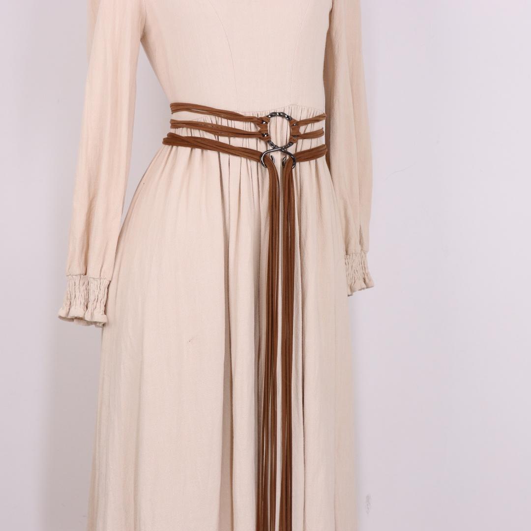 Ренессансный ретро кожаный пояс с металлической ретро диагональной пряжкой реквизит для костюма косплея на Хэллоуин one size
Ренессансный ретро кожаный пояс с металлической ретро диагональной пряжкой реквизит для костюма косплея на Хэллоуин one size