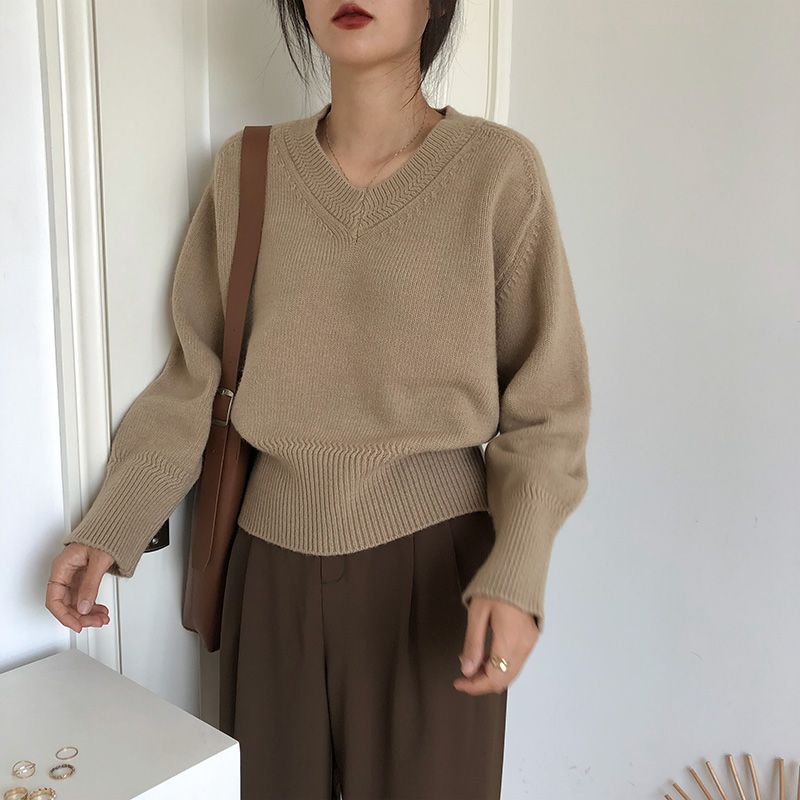 Женский осенне-зимний французский свитер с V-образным вырезом, японский ленивый стиль, ретро трикотажный топ, верхняя одежда 3XL
Женский осенне-зимний французский свитер с V-образным вырезом, японский ленивый стиль, ретро трикотажный топ, верхняя одежда 3XL