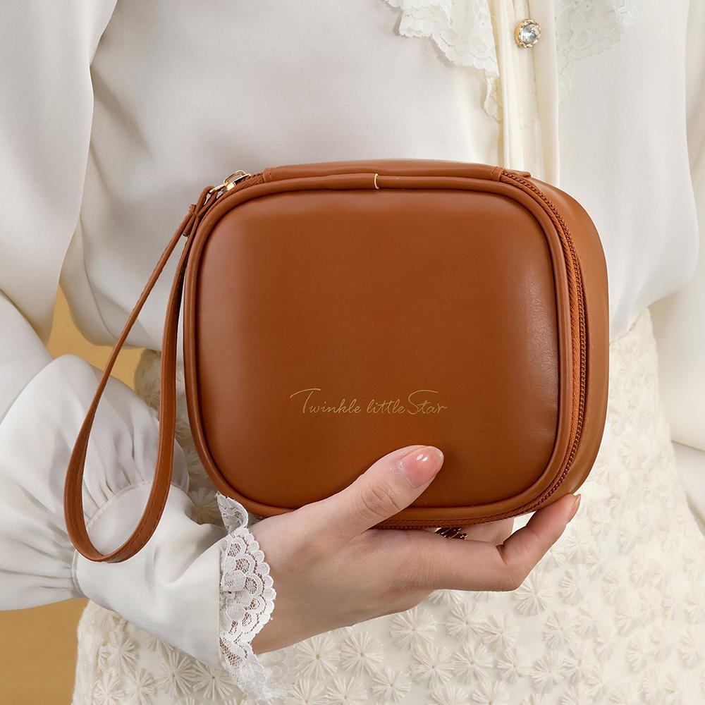 Waterproof Female PU Sanitary Napkin Storage Bag Small Portable Women Tote Cosmetic Organizer Pouch Lipstick Makeup Mini Bags коричневий
Waterproof Female PU Sanitary Napkin Storage Bag Small Portable Women Tote Cosmetic Organizer Pouch Lipstick Makeup Mini Bags коричневий