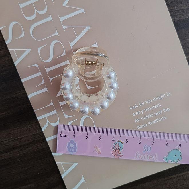 Прекрасные жемчужные геометрические заколки-крабы для волос для женщин и девушек, шпилька, ободок для волос для умывания, аксессуары, головной убор, украшение
Прекрасные жемчужные геометрические заколки-крабы для волос для женщин и девушек, шпилька, ободок для волос для умывания, аксессуары, головной убор, украшение