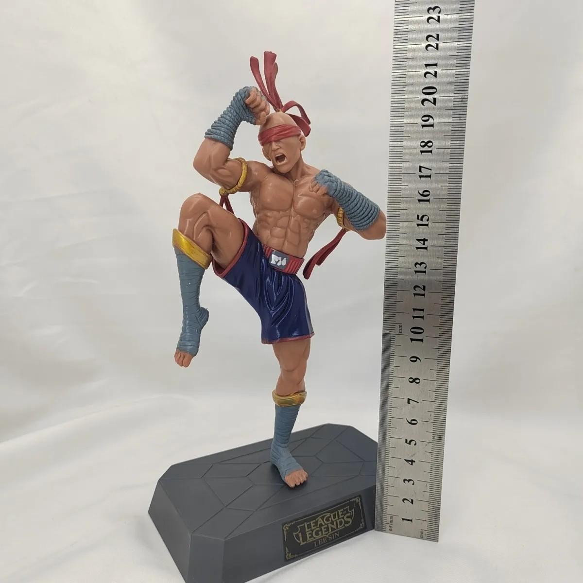 LOL Heroes Unite: The Supreme Fist Lee Sin Blind Monk Figurine Toy in Gift Box
LOL Heroes Unite: The Supreme Fist Lee Sin Blind Monk Figurine Toy in Gift Box