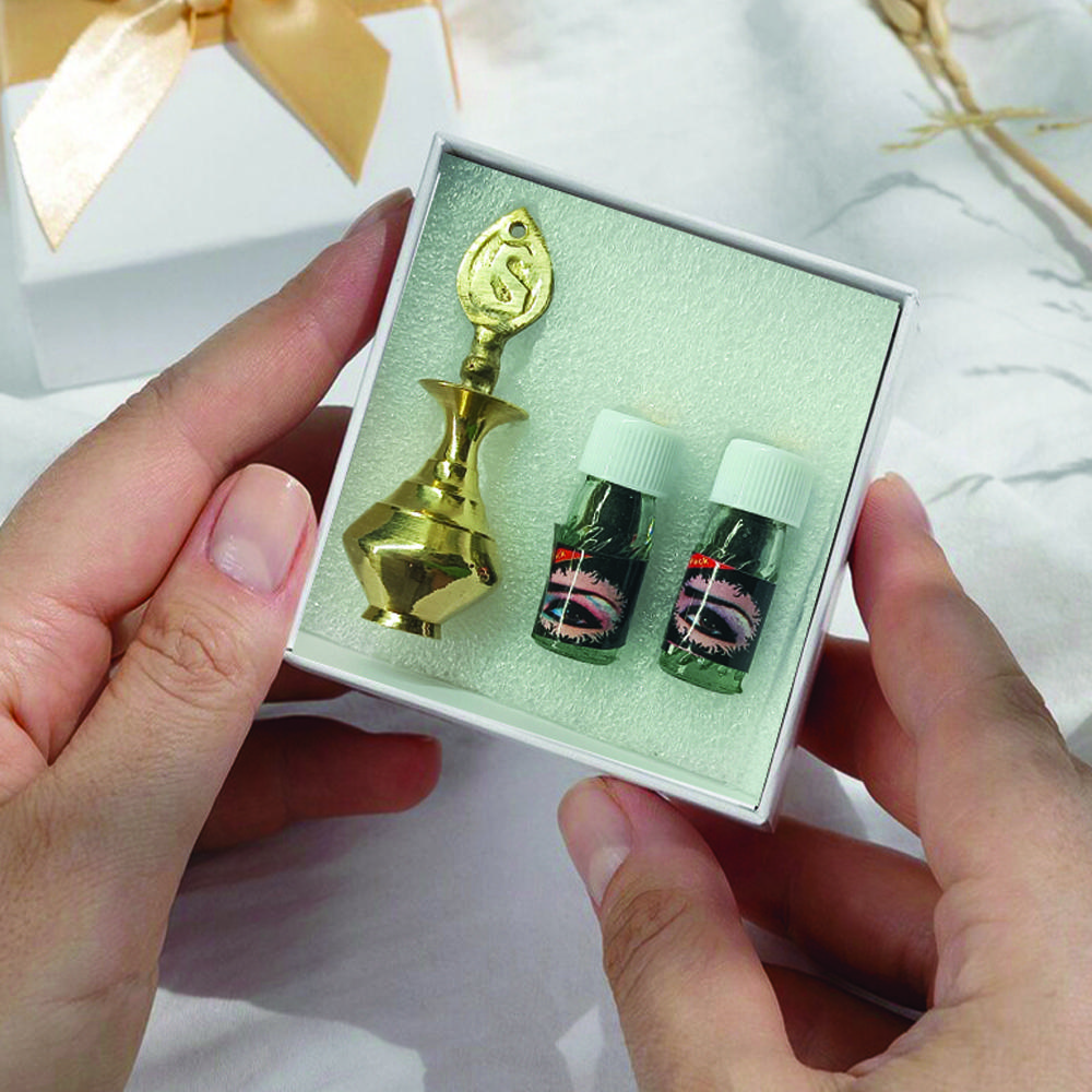 Исламская Латунная Сурмедани Антикварная Бутылочка Ручной Горшочек Женские Аксессуары Держатель для Подводки Карандаша с Черным Порошком для Подводки (Золотая бутылка) чёрный
Исламская Латунная Сурмедани Антикварная Бутылочка Ручной Горшочек Женские Аксессуары Держатель для Подводки Карандаша с Черным Порошком для Подводки (Золотая бутылка) чёрный