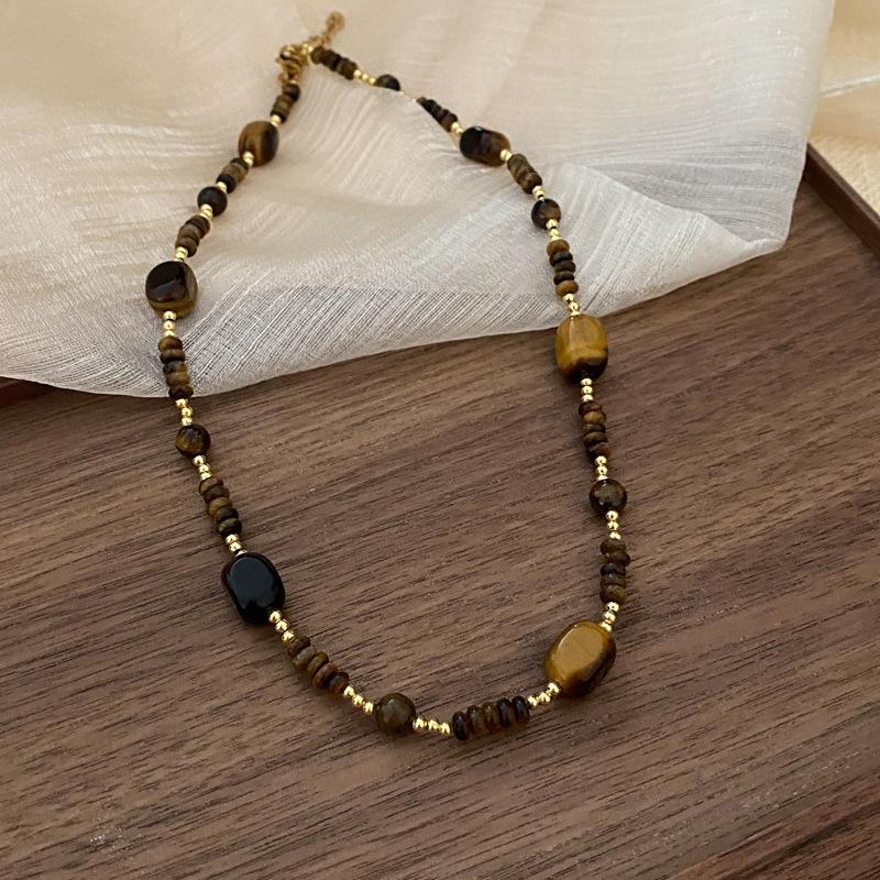 Ретро-геометричне намисто з ключиці з бісеру можна пристосувати для жіночих етнічних вишуканих ювелірних прикрас ручної роботи.
Ретро-геометричне намисто з ключиці з бісеру можна пристосувати для жіночих етнічних вишуканих ювелірних прикрас ручної роботи.