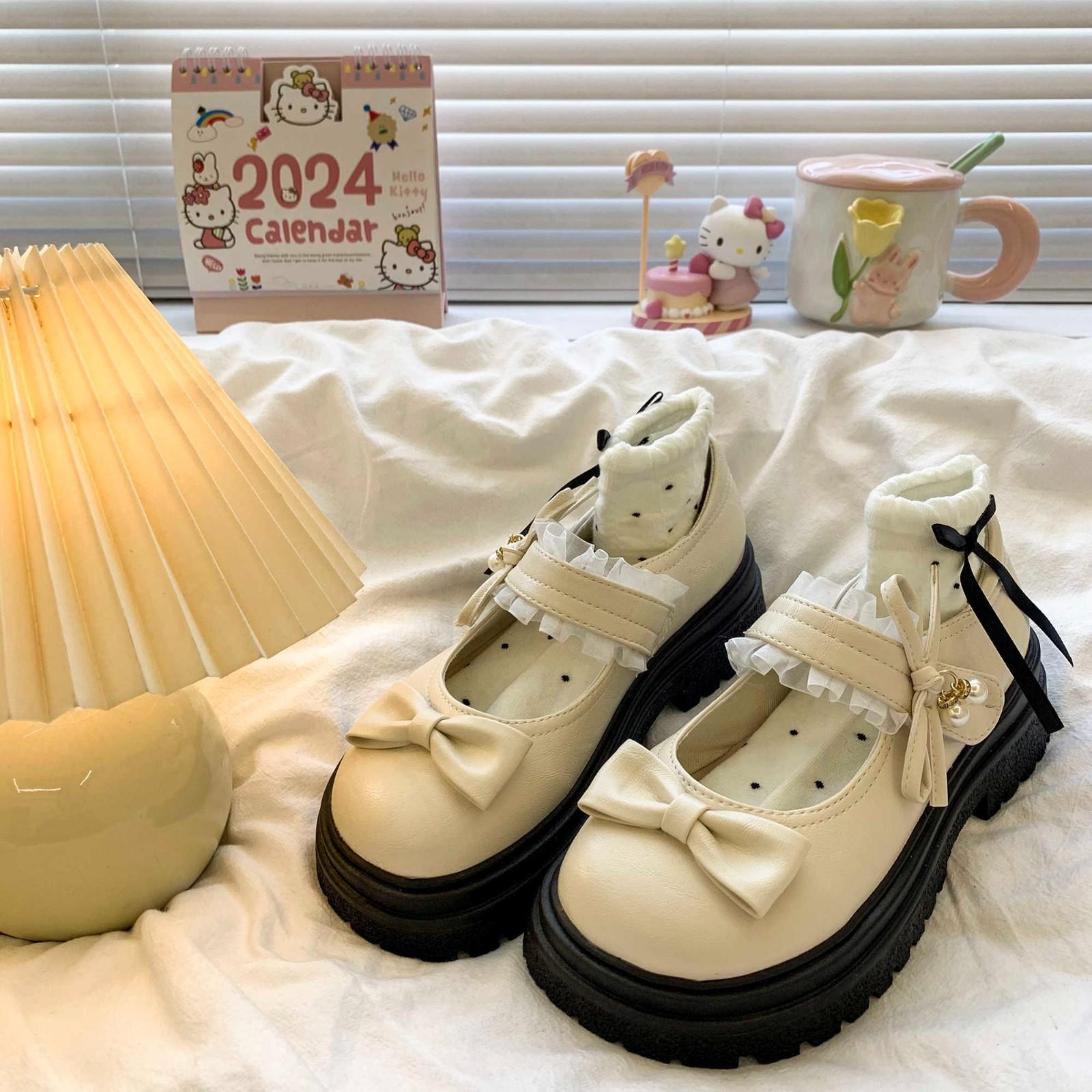 Black bow round head platform small leather shoes women s new spring and autumn skirt height increase Mary Jane shoes 35
Black bow round head platform small leather shoes women s new spring and autumn skirt height increase Mary Jane shoes 35