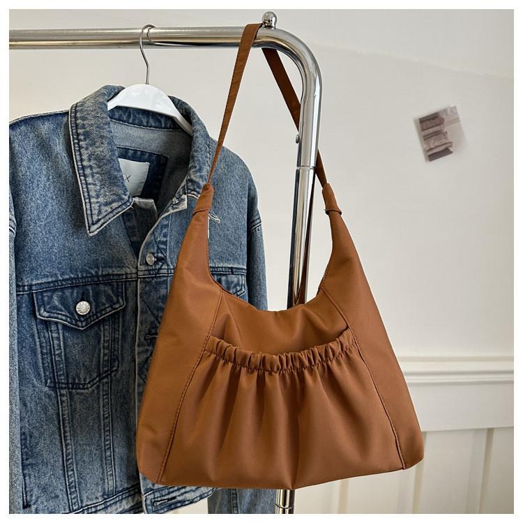 Large Capacity Casual Pleated 2024 New Fashion Early Spring Texture Commute Shoulder Underarm Tote Bag Women Street Trend коричневий
Large Capacity Casual Pleated 2024 New Fashion Early Spring Texture Commute Shoulder Underarm Tote Bag Women Street Trend коричневий