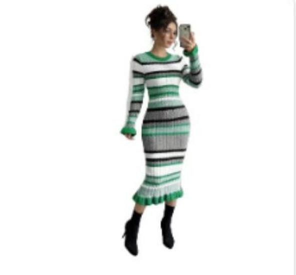 European & American Ruffled Striped Color Block Round Neck Slim Fit Long Sleeve Pullover - New Autumn/Winter Collection. L 55-62.5 kg изумрудный/зелёный
European & American Ruffled Striped Color Block Round Neck Slim Fit Long Sleeve Pullover - New Autumn/Winter Collection. L 55-62.5 kg изумрудный/зелёный