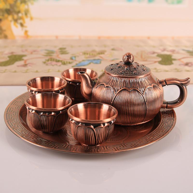 Retro lotus tea set, high-end Chinese kung fu tea set, tea ceremony teapot, tea cup, tea tray, light luxury, high-end ornament
Retro lotus tea set, high-end Chinese kung fu tea set, tea ceremony teapot, tea cup, tea tray, light luxury, high-end ornament