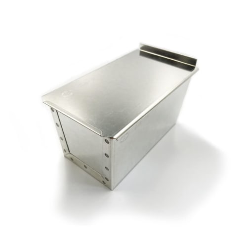 Silver silicone bread mold for 1 loaf of bread
Silver silicone bread mold for 1 loaf of bread