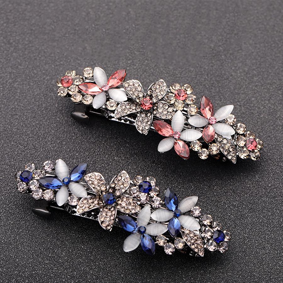 Elegant Retro Crystal Spring Clip Women s New Flower Ponytail Clip Back of Head Headwear Hair Clip Horizontal Clip
Elegant Retro Crystal Spring Clip Women s New Flower Ponytail Clip Back of Head Headwear Hair Clip Horizontal Clip