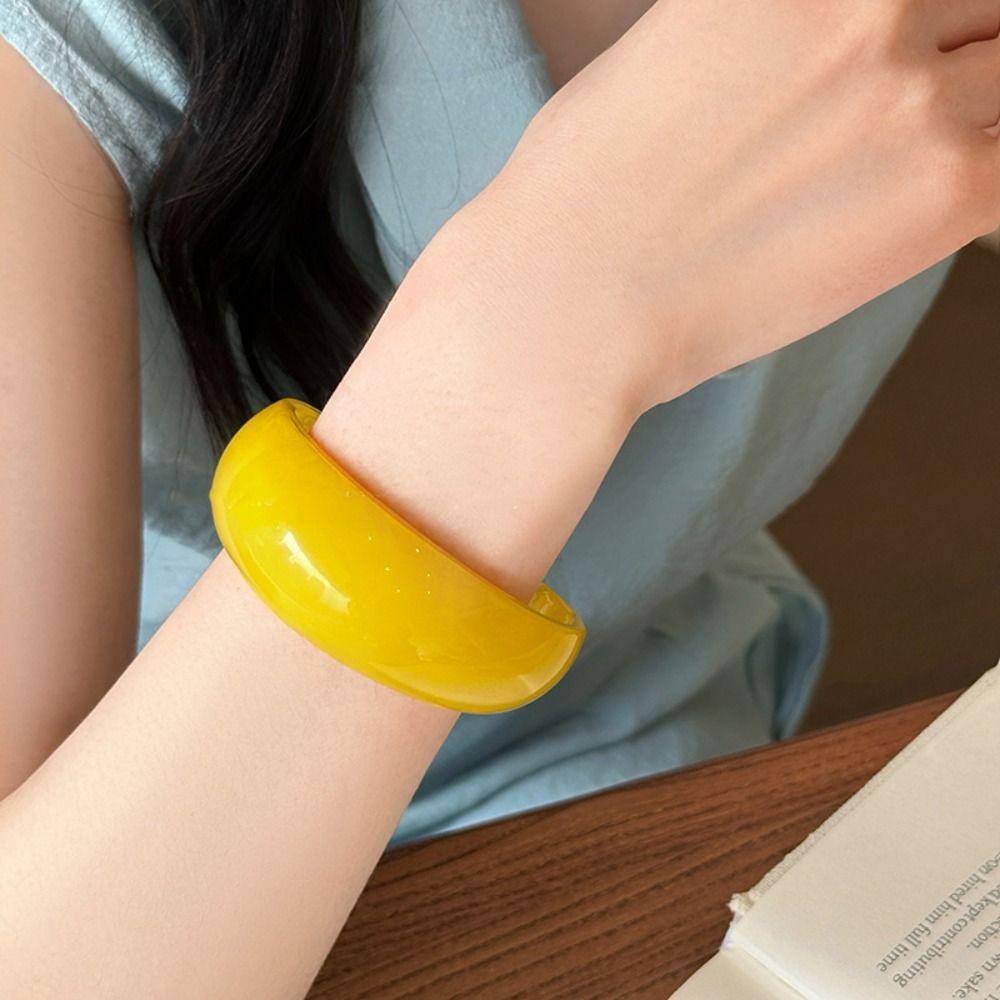Europe American Style Resin Bangle Dopamine Exaggerated Bracelet Creative Wide Open Bangle Women Style 3
Europe American Style Resin Bangle Dopamine Exaggerated Bracelet Creative Wide Open Bangle Women Style 3