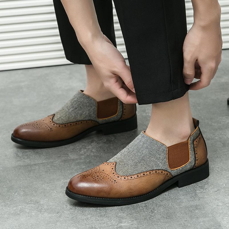 Large size men s British Block flower leather shoes 2025 spring and autumn new cloth splicing retro trendy men s shoes wedding shoes 38 чорний
Large size men s British Block flower leather shoes 2025 spring and autumn new cloth splicing retro trendy men s shoes wedding shoes 38 чорний