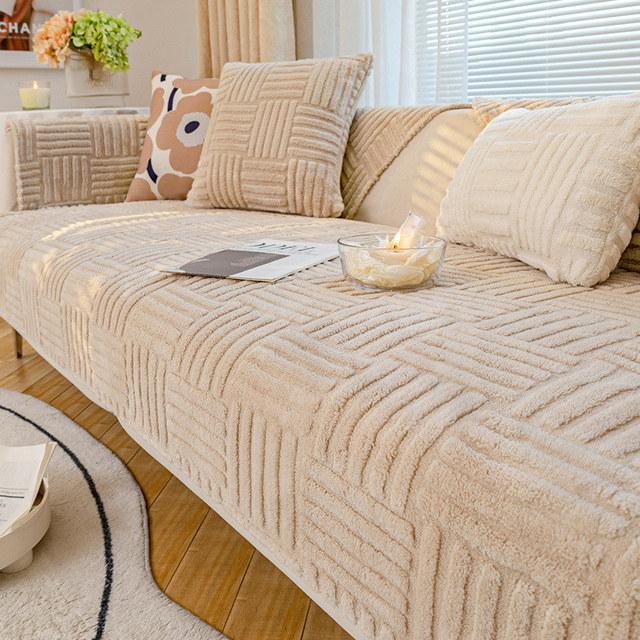Winter Jacquard Velvet Couch Covers Non Slip Sofa Slipcover Warm Sectional Furniture Protector Soft Velvet Cushion cover30x50cm
Winter Jacquard Velvet Couch Covers Non Slip Sofa Slipcover Warm Sectional Furniture Protector Soft Velvet Cushion cover30x50cm