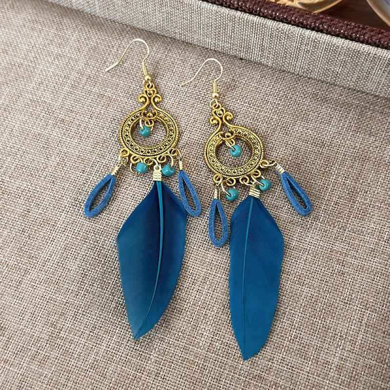 Seaside holiday feather fringe earrings for women Summer vintage exotic ethnic style accessories earrings синій
Seaside holiday feather fringe earrings for women Summer vintage exotic ethnic style accessories earrings синій