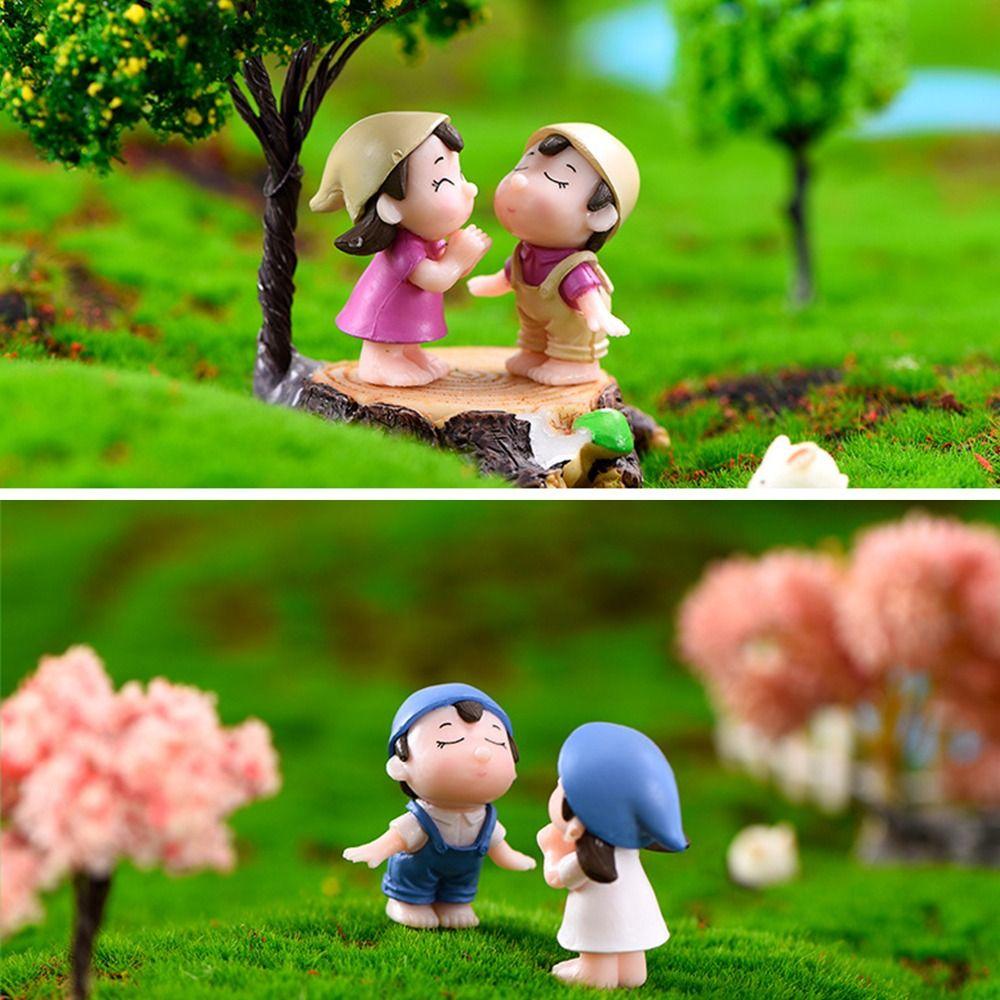 Miniature Craft Decoration Couple Figurines Small Matching Doll Rockery Landscape Ornaments синій
Miniature Craft Decoration Couple Figurines Small Matching Doll Rockery Landscape Ornaments синій