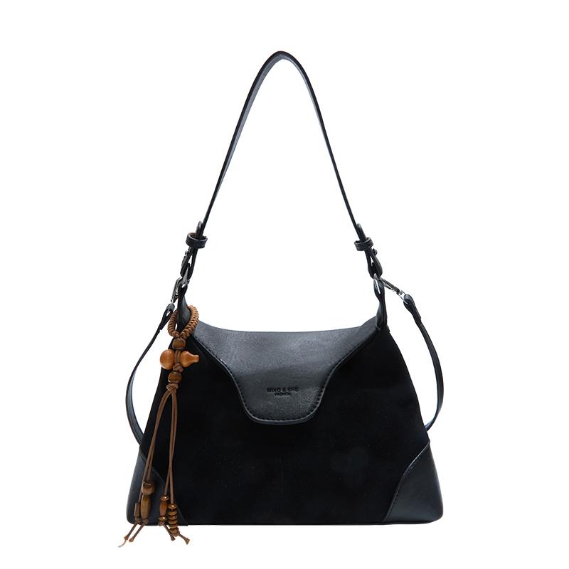 Winter Fashion Women Small Suede Leather Armpit Shoulder Bag Retro Underarm Crossbody Bag Luxury Designer Handbags Commuter Bags
Winter Fashion Women Small Suede Leather Armpit Shoulder Bag Retro Underarm Crossbody Bag Luxury Designer Handbags Commuter Bags