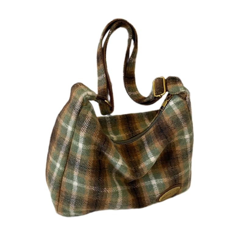 Trendy Crossbody Bag Elegant and Practical Shoulder Bags Handbag for Everyday Use
Trendy Crossbody Bag Elegant and Practical Shoulder Bags Handbag for Everyday Use