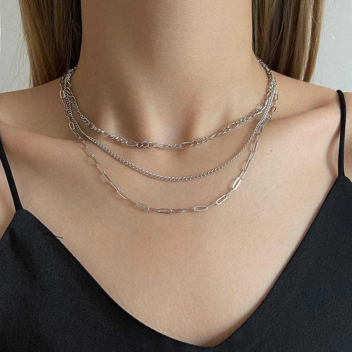 Japanese ins Internet celebrity necklace, light luxury exquisite and small, stacked collarbone chain woman, cold wind necklace set woman
Japanese ins Internet celebrity necklace, light luxury exquisite and small, stacked collarbone chain woman, cold wind necklace set woman