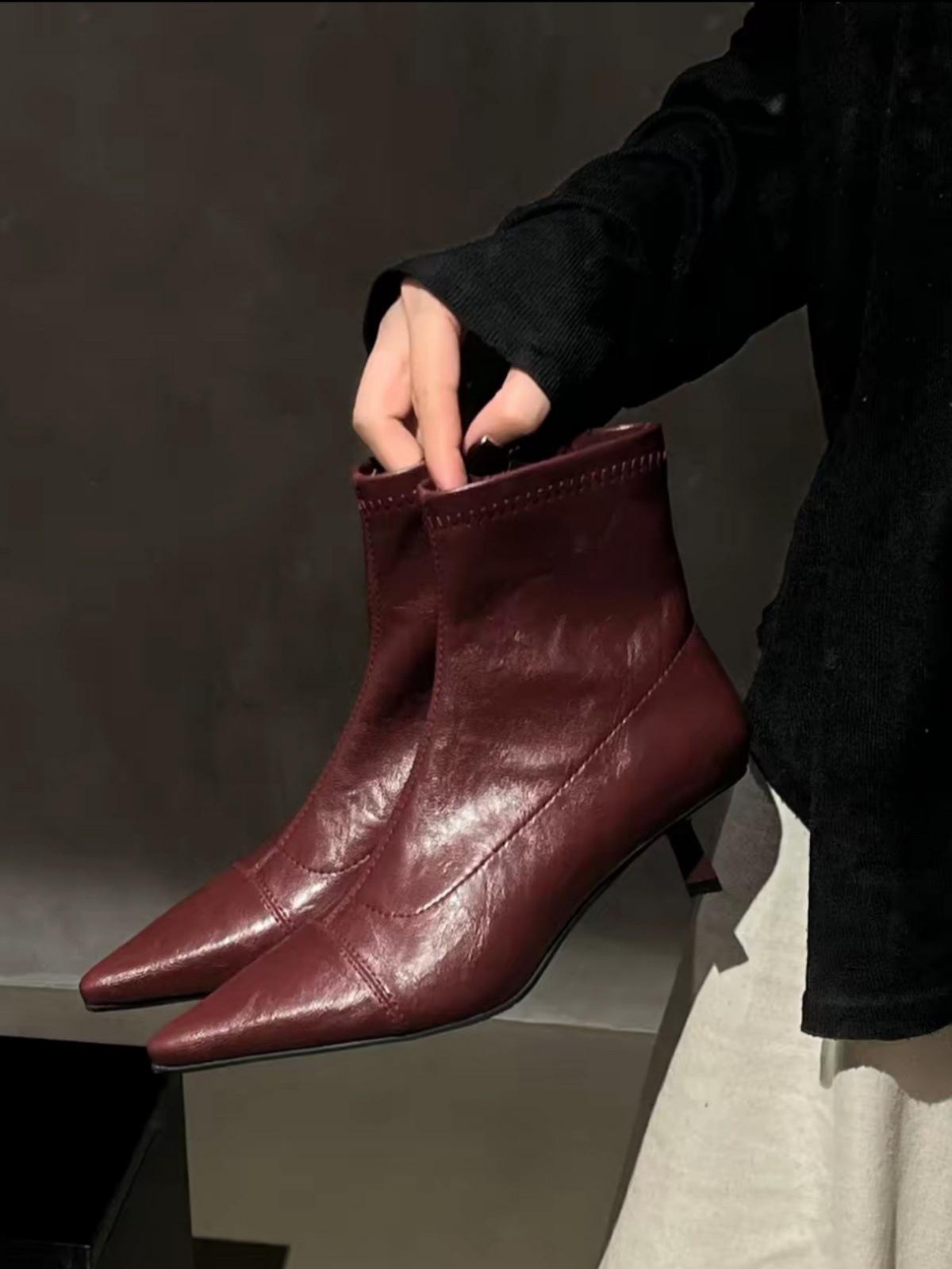 French side zipper low thin high heel pointed short bare boots women s spring and autumn temperament explosive wind thin short boots 41 бордовий
French side zipper low thin high heel pointed short bare boots women s spring and autumn temperament explosive wind thin short boots 41 бордовий