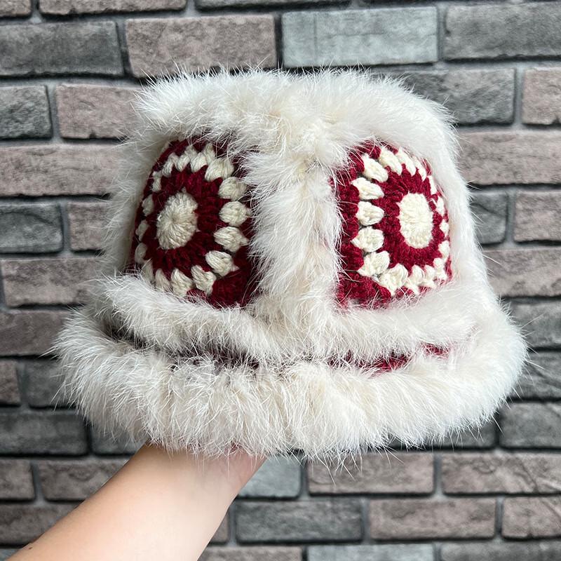 Pabei Rabbit Fur Lion Dance Bucket Hat
Pabei Rabbit Fur Lion Dance Bucket Hat