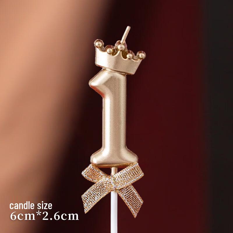 Champagne Gold Crown Bowknot Candle Cake Topper
Champagne Gold Crown Bowknot Candle Cake Topper