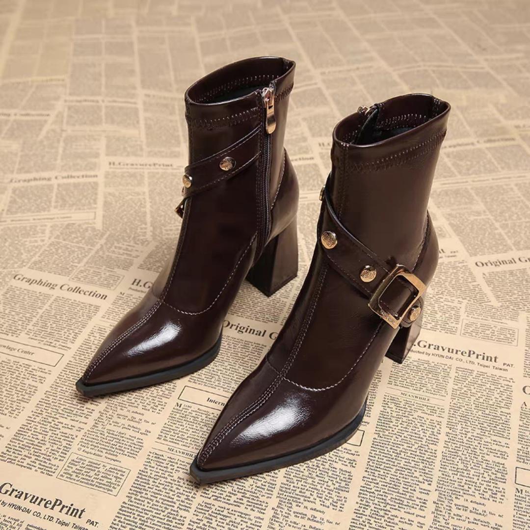 French high-end pointed-toe women s ankle boots 2026 autumn/winter new style fashionable and versatile high-heeled fashion boots 34
French high-end pointed-toe women s ankle boots 2026 autumn/winter new style fashionable and versatile high-heeled fashion boots 34