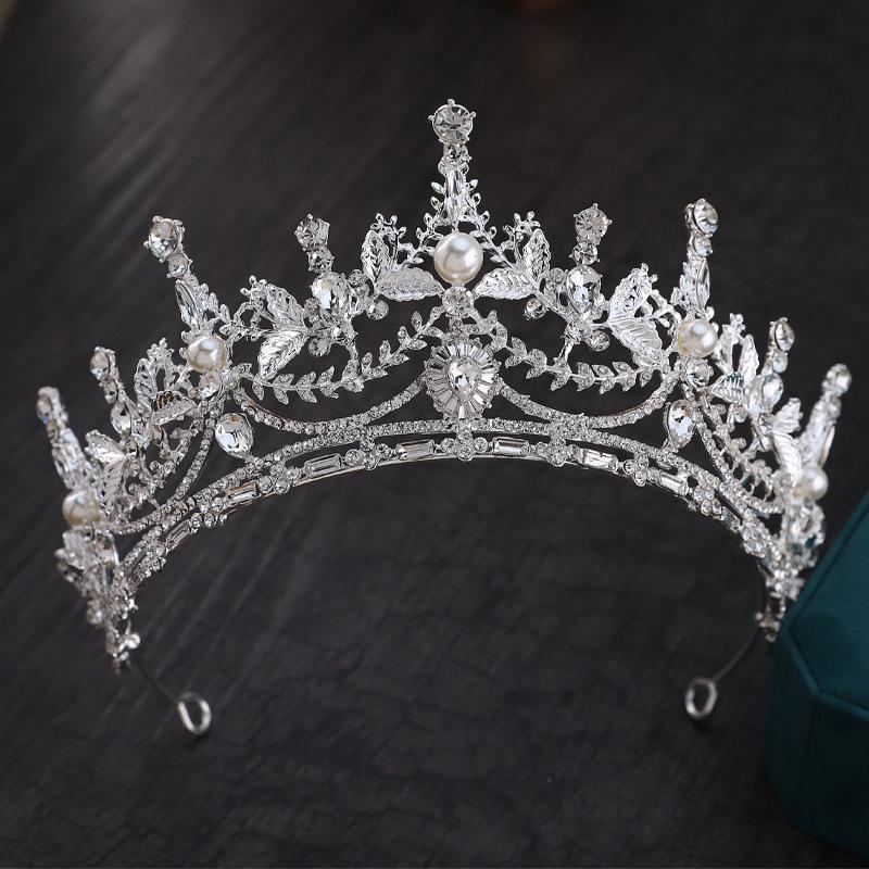Elegant Pearl & Rhinestone Bridal Crown - European & American Fashion Hair Accessory for Weddings, Birthdays, and Evening Wear золотой
Elegant Pearl & Rhinestone Bridal Crown - European & American Fashion Hair Accessory for Weddings, Birthdays, and Evening Wear золотой