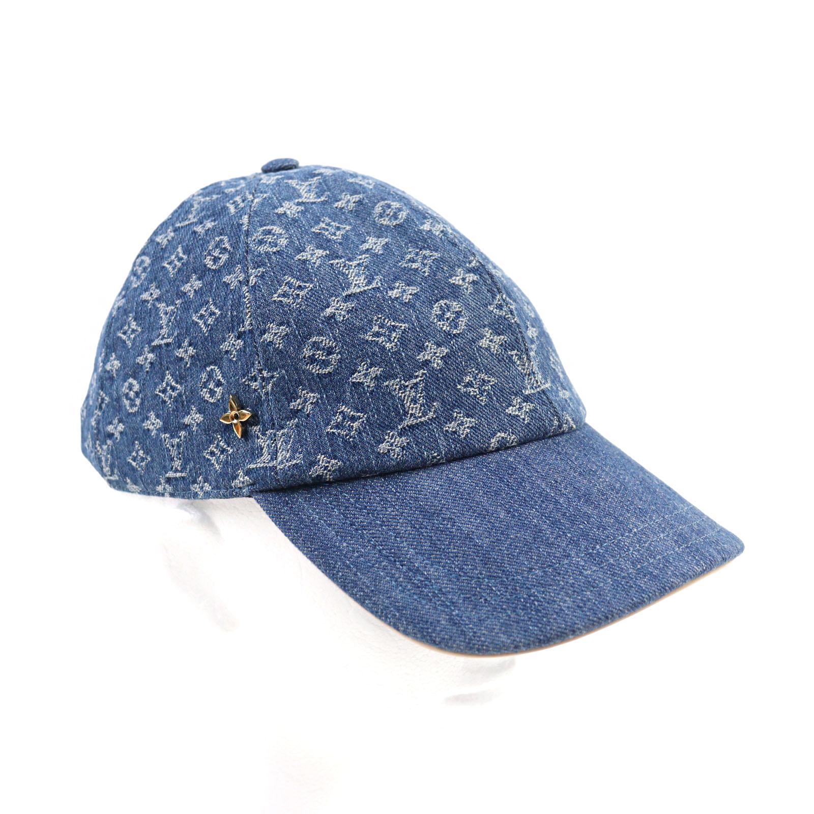 Excellent LOUIS VUITTON cap LV Remix Monogram Denim Indigo blue cotton men M7276L Used
Excellent LOUIS VUITTON cap LV Remix Monogram Denim Indigo blue cotton men M7276L Used