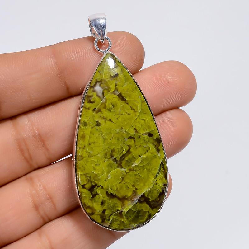 Beautiful Top Grade Qualite 100% Natural Serpentine Pear Shape Ethnic Style Handmade Jewelry 925 Steling Silver Plated Pendant 2.3 WSJ-4966 2.3
Beautiful Top Grade Qualite 100% Natural Serpentine Pear Shape Ethnic Style Handmade Jewelry 925 Steling Silver Plated Pendant 2.3 WSJ-4966 2.3