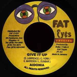 7inch Record IDONIA / CHRISTOPHER - Give It Up / Everytime It Rain NONE Fat Eyes Record 2006 Jamaica Reggae, Ska & Dub Used
7inch Record IDONIA / CHRISTOPHER - Give It Up / Everytime It Rain NONE Fat Eyes Record 2006 Jamaica Reggae, Ska & Dub Used